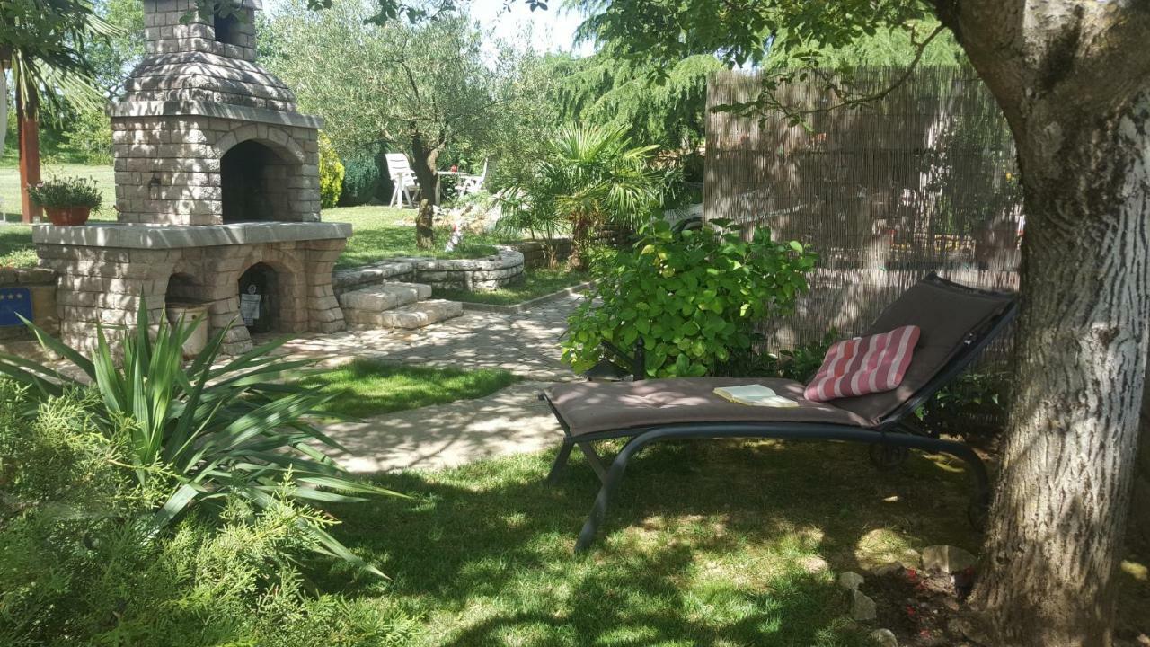 Studio apartman Cami - Cottage with a soul Gračišće Esterno foto